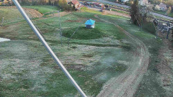 Spodní část sjezdovky skiareálu Karolinka