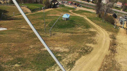 Spodní část sjezdovky skiareálu Karolinka