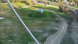 Spodní část sjezdovky skiareálu Karolinka