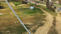 Spodní část sjezdovky skiareálu Karolinka