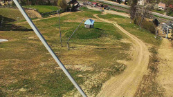 Spodní část sjezdovky skiareálu Karolinka