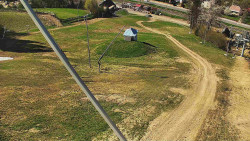 Spodní část sjezdovky skiareálu Karolinka