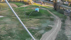 Spodní část sjezdovky skiareálu Karolinka