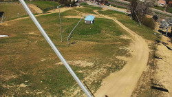 Spodní část sjezdovky skiareálu Karolinka