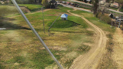 Spodní část sjezdovky skiareálu Karolinka