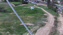 Spodní část sjezdovky skiareálu Karolinka