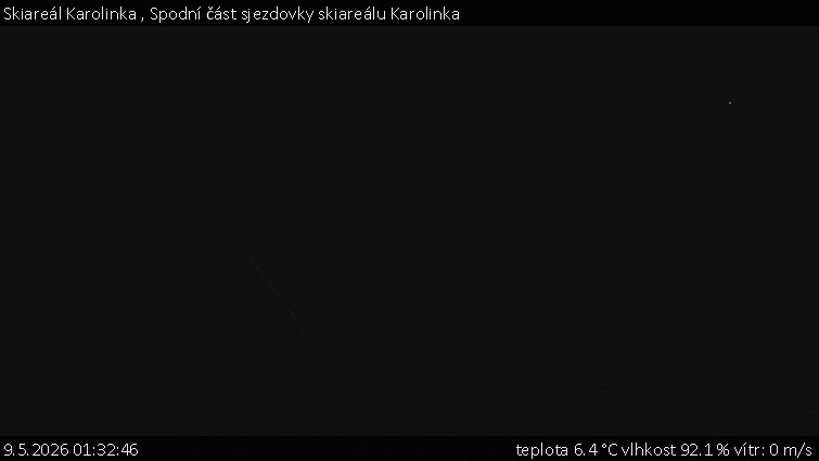 Skiareál Karolinka  - Spodní část sjezdovky skiareálu Karolinka - 9.5.2026 v 01:32