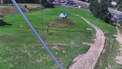Spodní část sjezdovky skiareálu Karolinka
