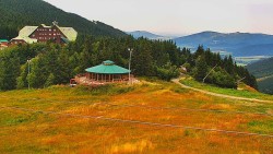 Ski slope "connector"