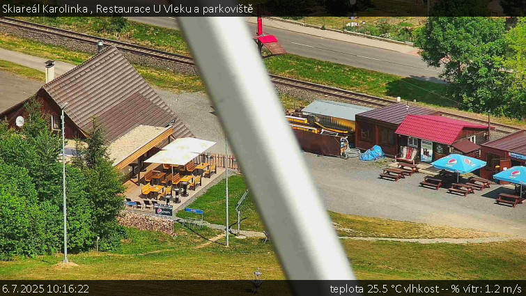 Skiareál Karolinka - Restaurace U Vleku a parkoviště - 6.7.2025 v 10:16 Skiareál Karolinka - Restaurace U Vleku a parkoviště - 6.7.2025 v 10:16