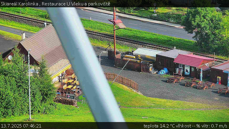 Skiareál Karolinka - Restaurace U Vleku a parkoviště - 13.7.2025 v 07:46 Skiareál Karolinka - Restaurace U Vleku a parkoviště - 13.7.2025 v 07:46