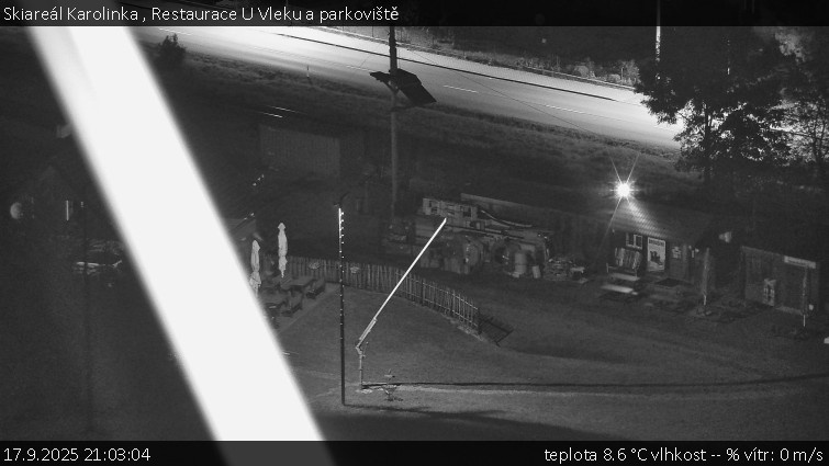 Skiareál Karolinka  - Restaurace U Vleku a parkoviště - 17.9.2025 v 21:03
