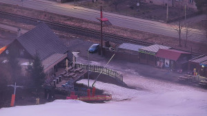 Skiareál Karolinka  - Restaurace U Vleku a parkoviště - 4.3.2026 v 17:46