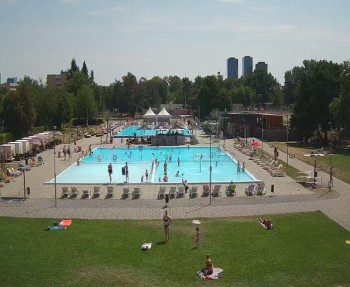 Schwimmbad Dobrák