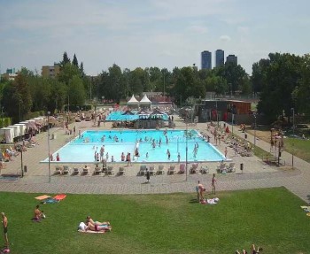 Schwimmbad Dobrák