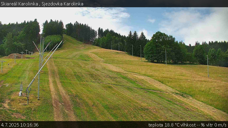 Skiareál Karolinka - Sjezdovka Karolinka - 4.7.2025 v 10:16 Skiareál Karolinka - Sjezdovka Karolinka - 4.7.2025 v 10:16
