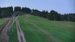 Skiareál Karolinka  - Sjezdovka Karolinka - 15.8.2025 v 05:15