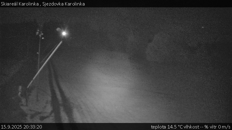 Skiareál Karolinka - Sjezdovka Karolinka - 15.9.2025 v 20:33 Skiareál Karolinka - Sjezdovka Karolinka - 15.9.2025 v 20:33
