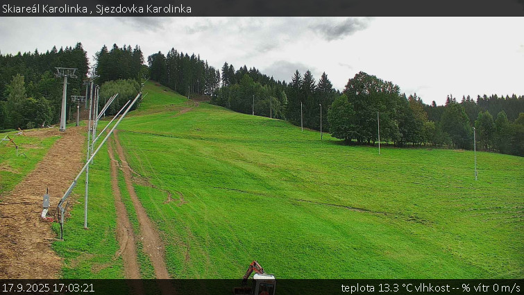 Skiareál Karolinka  - Sjezdovka Karolinka - 17.9.2025 v 17:03