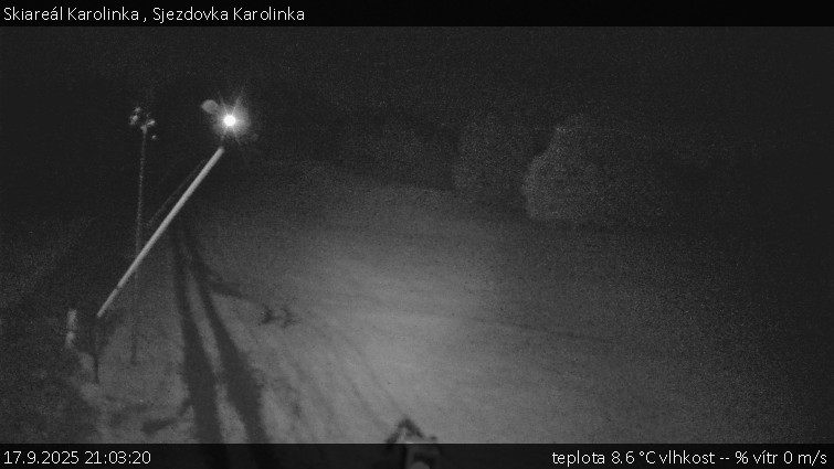 Skiareál Karolinka - Sjezdovka Karolinka - 17.9.2025 v 21:03 Skiareál Karolinka - Sjezdovka Karolinka - 17.9.2025 v 21:03