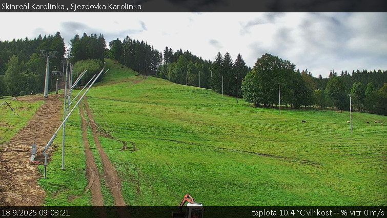 Skiareál Karolinka  - Sjezdovka Karolinka - 18.9.2025 v 09:03