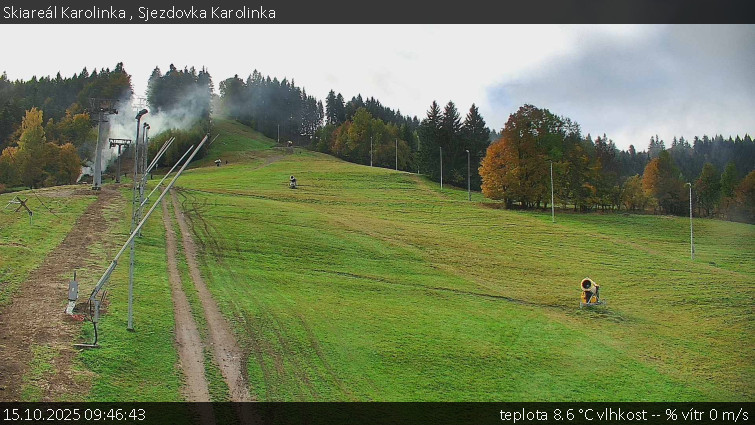 Skiareál Karolinka - Sjezdovka Karolinka - 15.10.2025 v 09:46 Skiareál Karolinka - Sjezdovka Karolinka - 15.10.2025 v 09:46