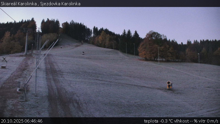 Skiareál Karolinka - Sjezdovka Karolinka - 20.10.2025 v 06:46 Skiareál Karolinka - Sjezdovka Karolinka - 20.10.2025 v 06:46