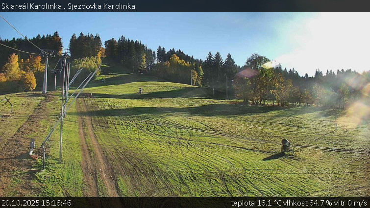 Skiareál Karolinka - Sjezdovka Karolinka - 20.10.2025 v 15:16 Skiareál Karolinka - Sjezdovka Karolinka - 20.10.2025 v 15:16