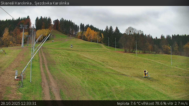 Skiareál Karolinka  - Sjezdovka Karolinka - 28.10.2025 v 12:33 Skiareál Karolinka  - Sjezdovka Karolinka - 28.10.2025 v 12:33