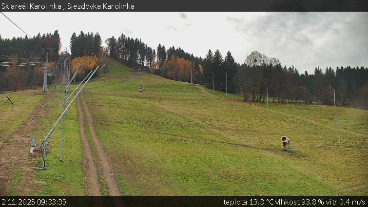 Skiareál Karolinka - Sjezdovka Karolinka - 2.11.2025 v 09:33 Skiareál Karolinka - Sjezdovka Karolinka - 2.11.2025 v 09:33