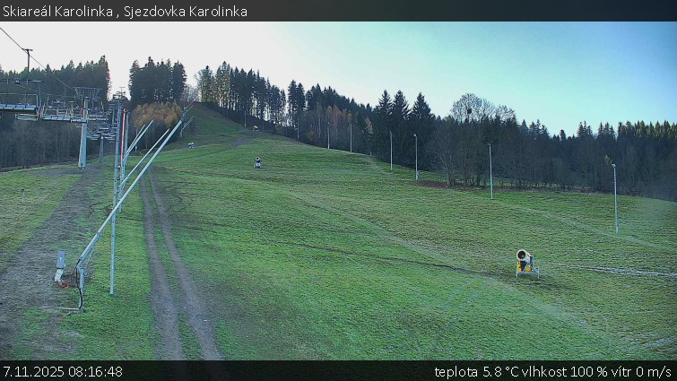 Skiareál Karolinka  - Sjezdovka Karolinka - 7.11.2025 v 08:16