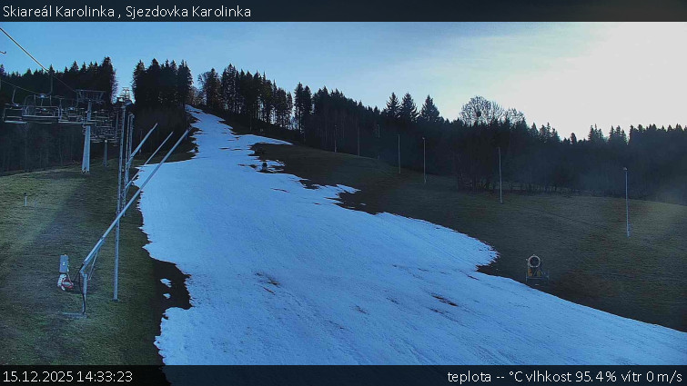 Skiareál Karolinka  - Sjezdovka Karolinka - 15.12.2025 v 14:33