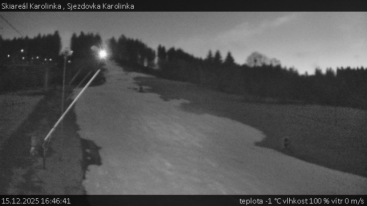 Skiareál Karolinka  - Sjezdovka Karolinka - 15.12.2025 v 16:46