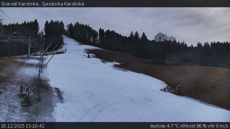 Skiareál Karolinka  - Sjezdovka Karolinka - 16.12.2025 v 15:16