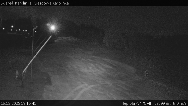 Skiareál Karolinka  - Sjezdovka Karolinka - 16.12.2025 v 18:16