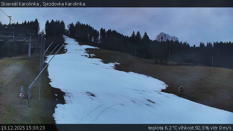 Skiareál Karolinka  - Sjezdovka Karolinka - 19.12.2025 v 15:33