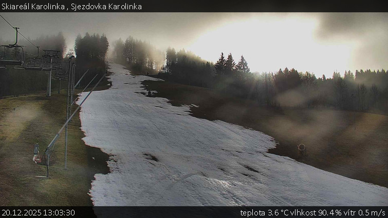 Skiareál Karolinka  - Sjezdovka Karolinka - 20.12.2025 v 13:03