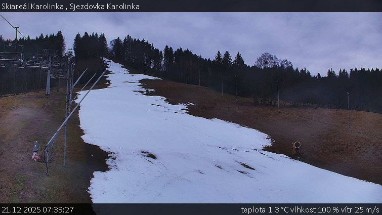 Skiareál Karolinka  - Sjezdovka Karolinka - 21.12.2025 v 07:33