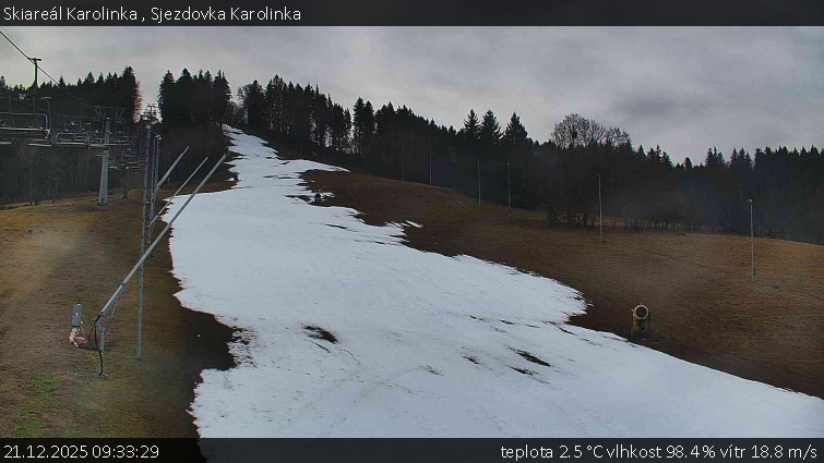 Skiareál Karolinka  - Sjezdovka Karolinka - 21.12.2025 v 09:33