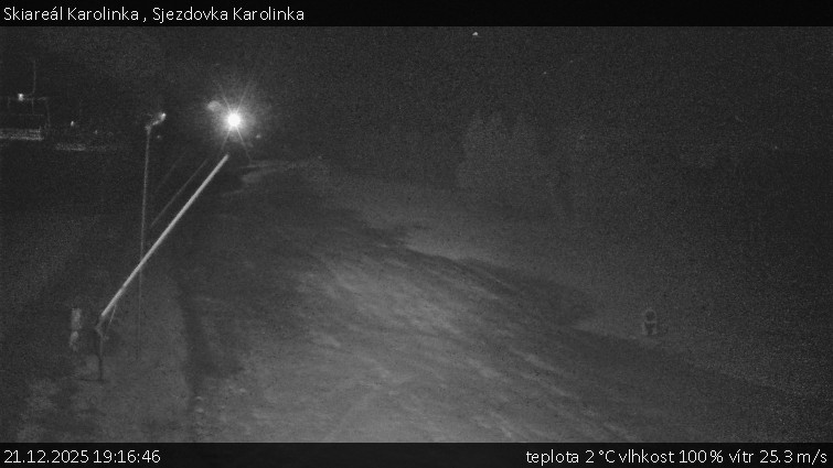Skiareál Karolinka  - Sjezdovka Karolinka - 21.12.2025 v 19:16