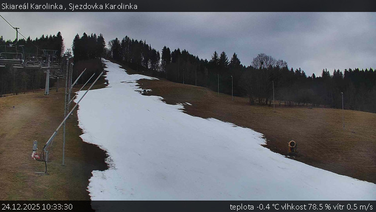 Skiareál Karolinka  - Sjezdovka Karolinka - 24.12.2025 v 10:33