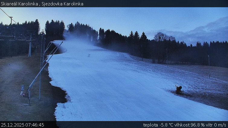 Skiareál Karolinka  - Sjezdovka Karolinka - 25.12.2025 v 07:46
