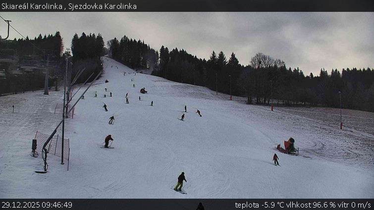 Skiareál Karolinka  - Sjezdovka Karolinka - 29.12.2025 v 09:46