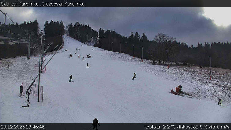 Skiareál Karolinka  - Sjezdovka Karolinka - 29.12.2025 v 13:46