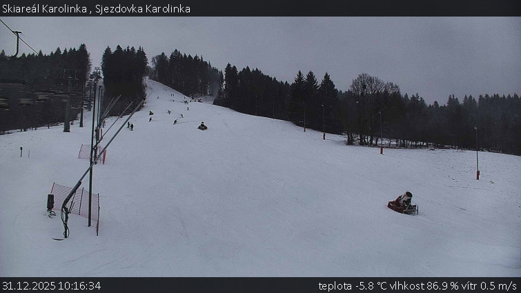 Skiareál Karolinka  - Sjezdovka Karolinka - 31.12.2025 v 10:16
