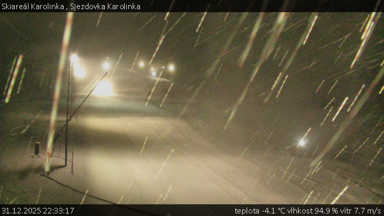 Skiareál Karolinka  - Sjezdovka Karolinka - 31.12.2025 v 22:33
