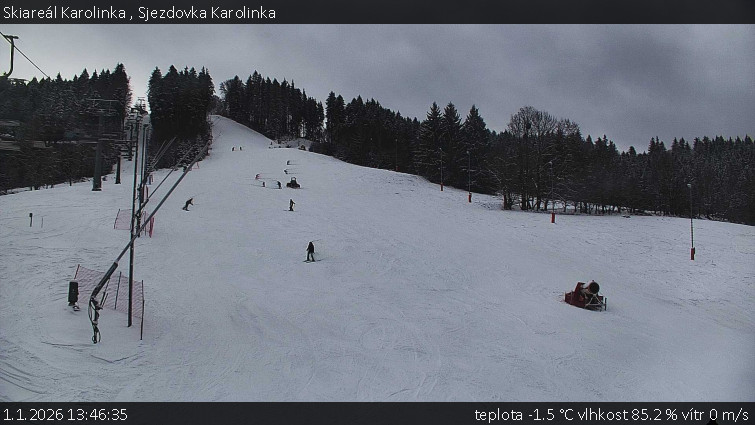 Skiareál Karolinka  - Sjezdovka Karolinka - 1.1.2026 v 13:46