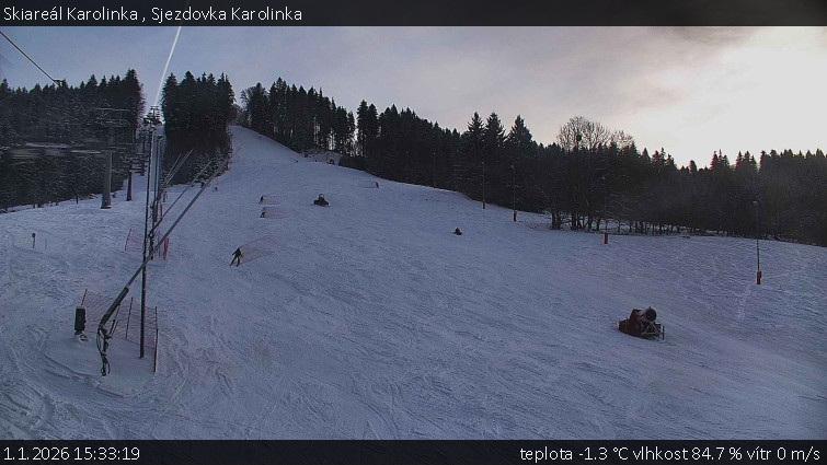 Skiareál Karolinka  - Sjezdovka Karolinka - 1.1.2026 v 15:33