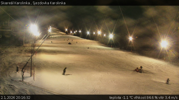 Skiareál Karolinka  - Sjezdovka Karolinka - 2.1.2026 v 20:16