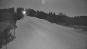 Skiareál Karolinka - Sjezdovka Karolinka - 4.3.2026 v 00:46 Skiareál Karolinka - Sjezdovka Karolinka - 4.3.2026 v 00:46